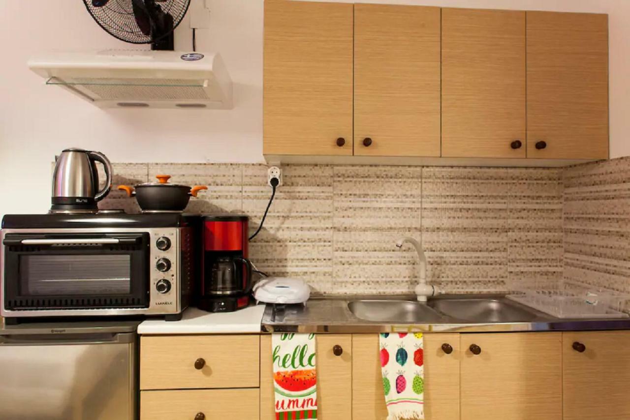 Studio For Couples Near Downtown Heraklion  Bagian luar foto