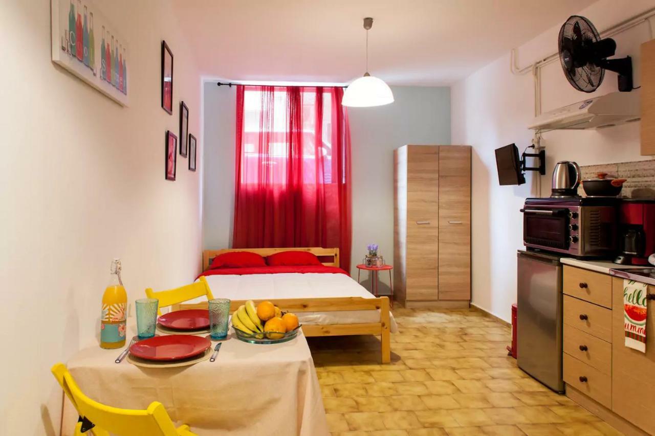 Studio For Couples Near Downtown Heraklion  Bagian luar foto